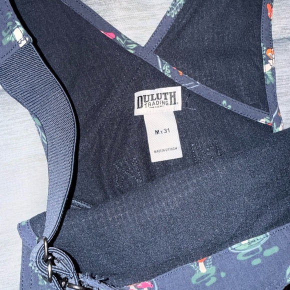 Duluth Trading Co Women's Heirloom Gardening Lined Bib Overalls - Picture 6 of 9